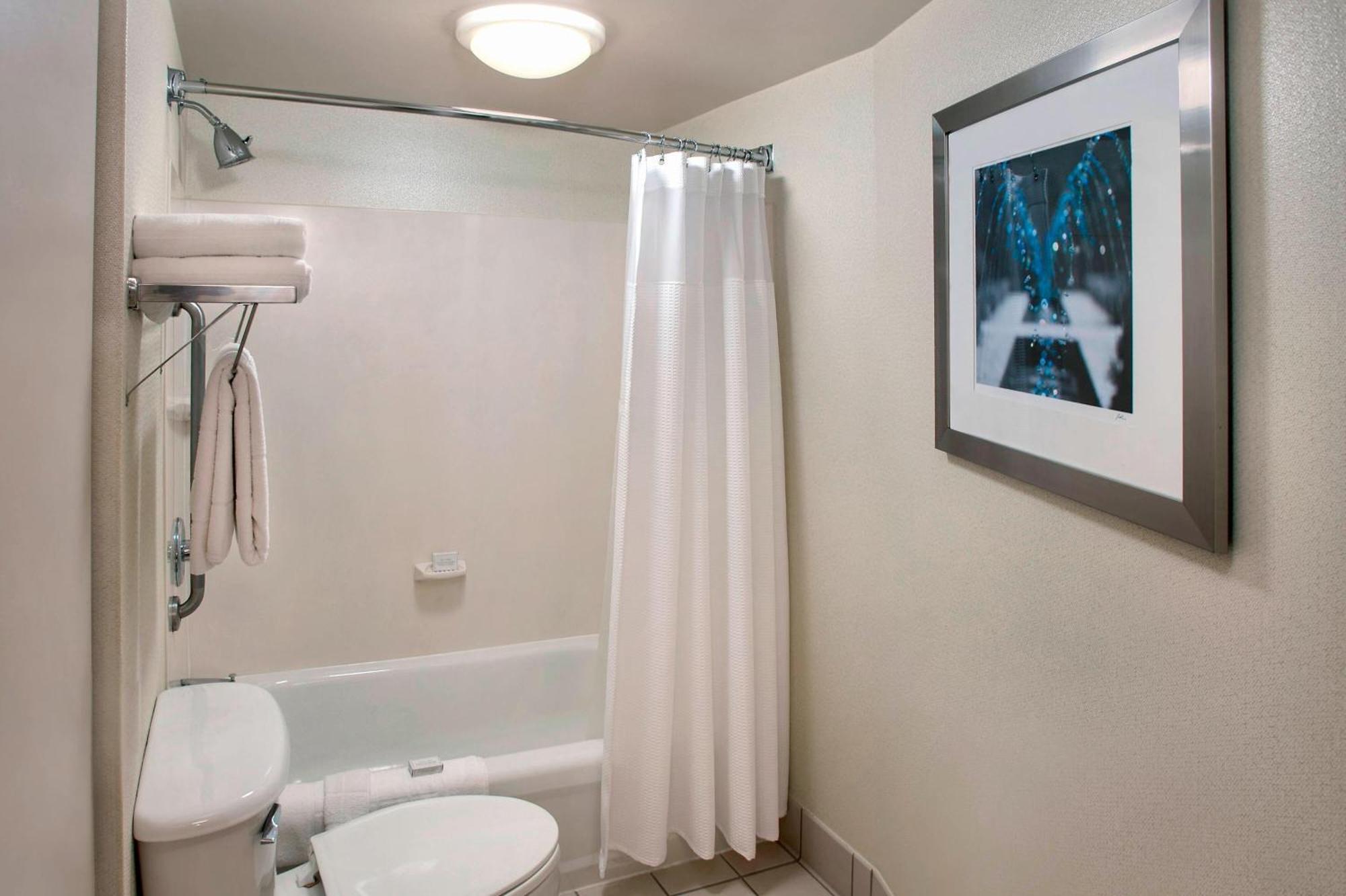 Springhill Suites By Marriott Philadelphia Willow Grove Εξωτερικό φωτογραφία